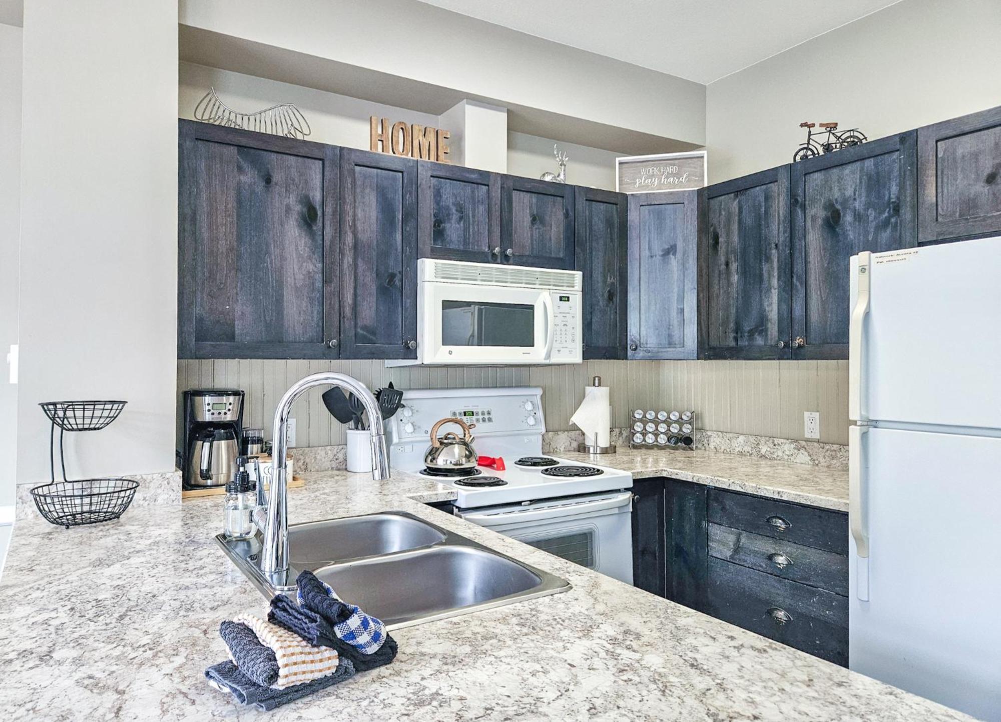 Aurora Townhomes By Stayin Панорама Номер фото